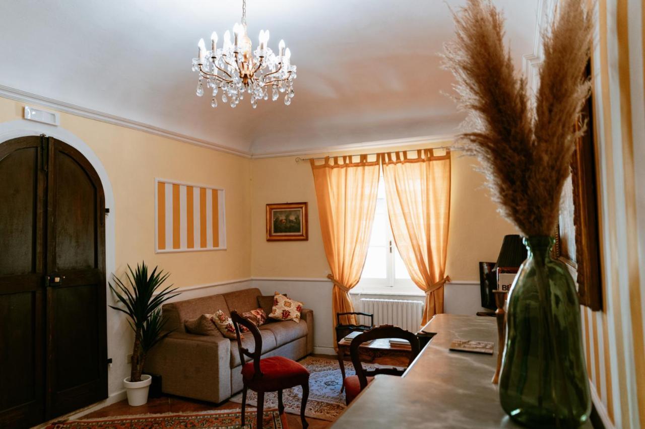 La Foresteria Di Palazzo Picedi Benettini Sarzana Dış mekan fotoğraf