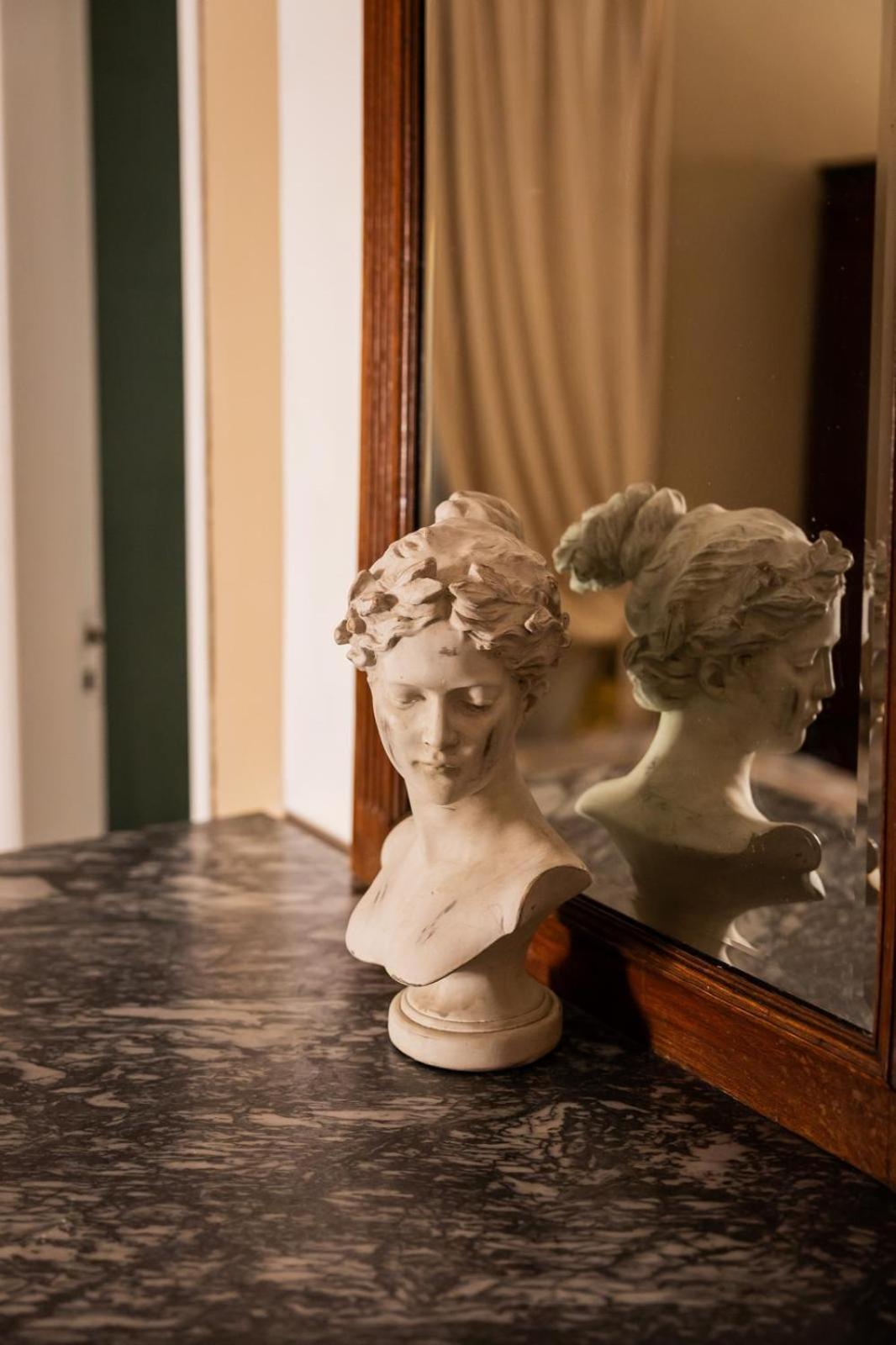 La Foresteria Di Palazzo Picedi Benettini Sarzana Dış mekan fotoğraf
