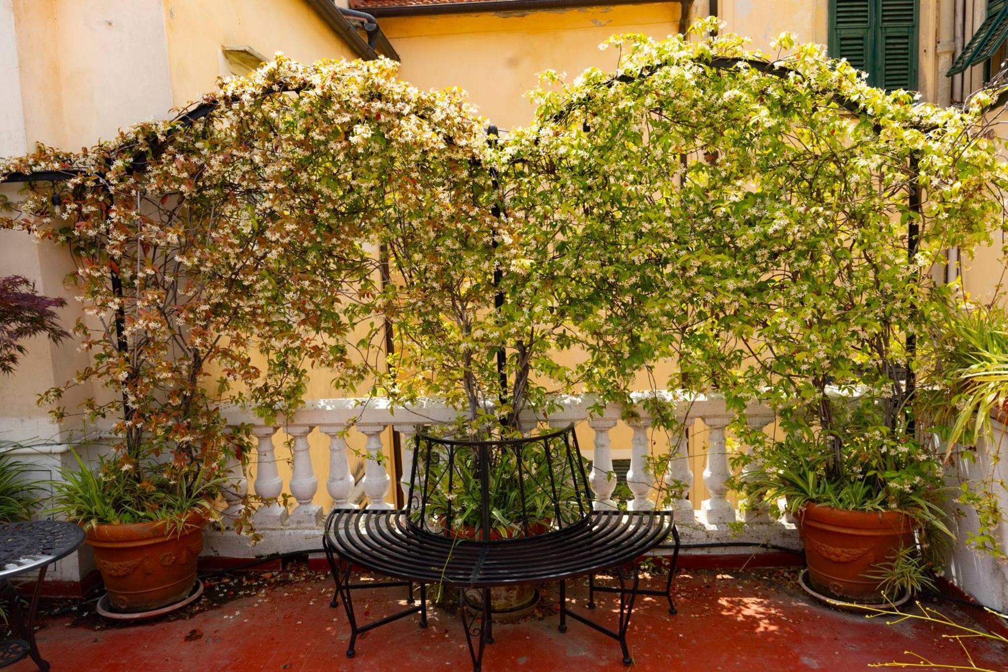 La Foresteria Di Palazzo Picedi Benettini Sarzana Dış mekan fotoğraf